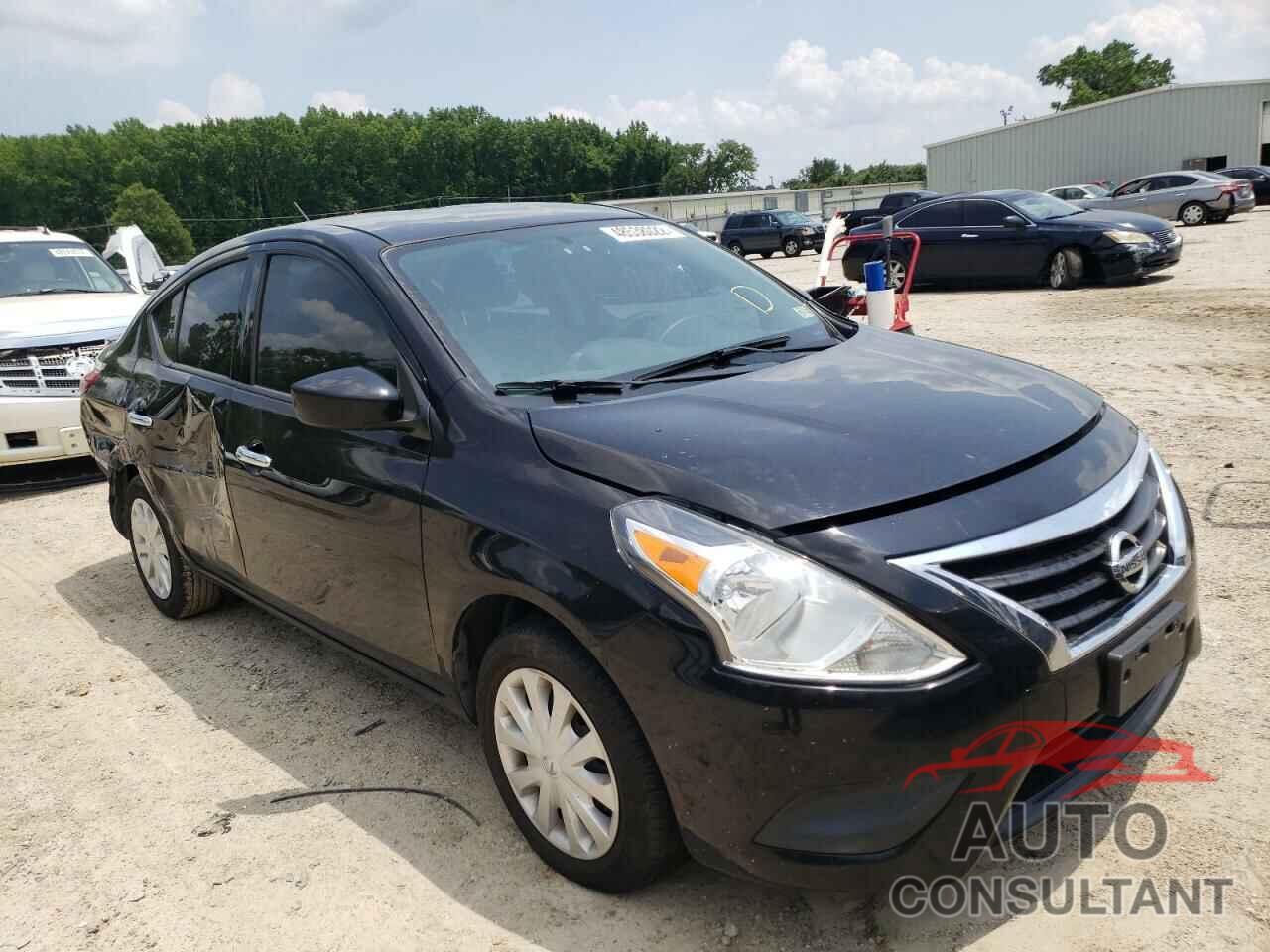 NISSAN VERSA 2018 - 3N1CN7AP3JL856693