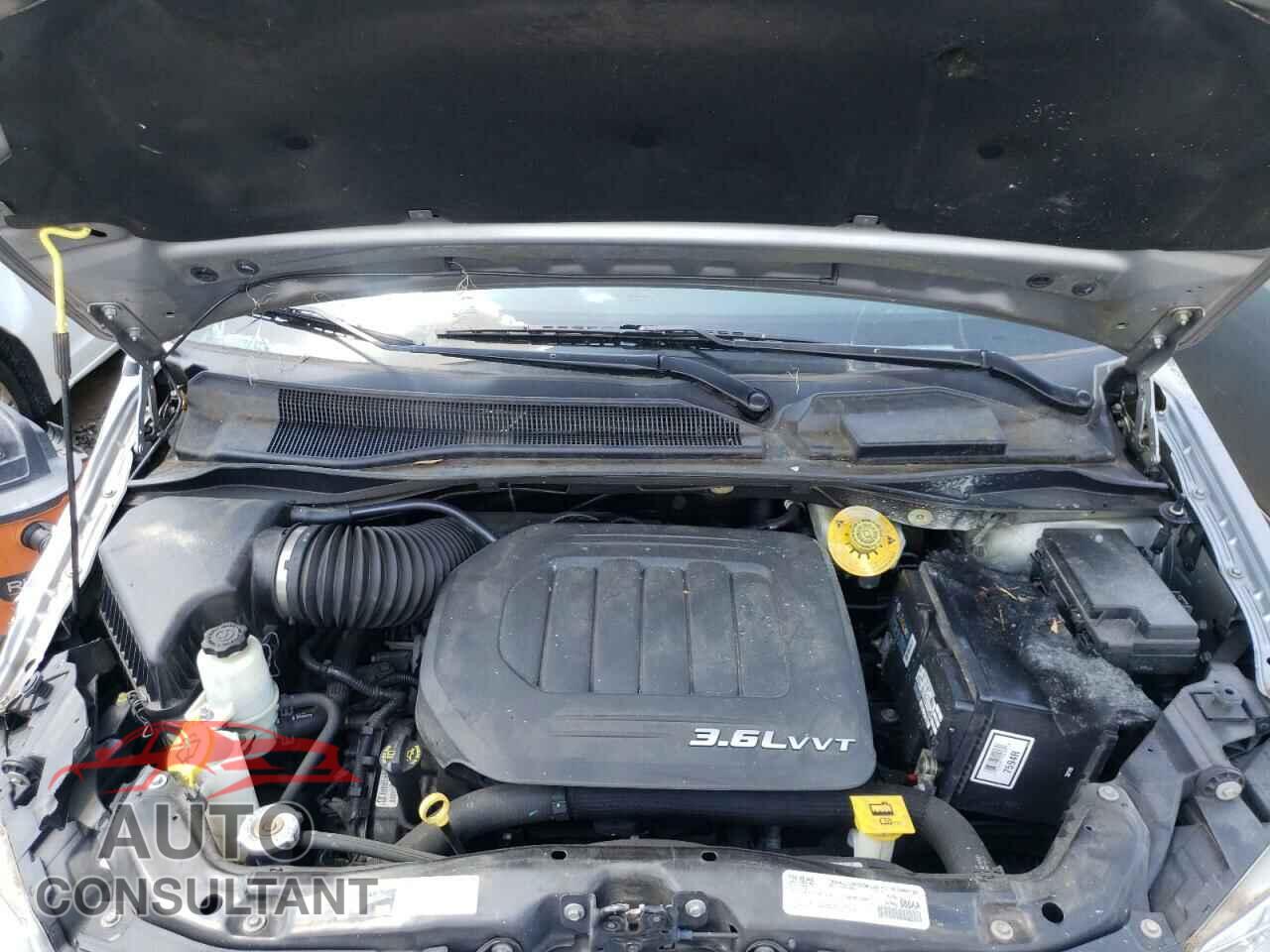 DODGE GRAND CARA 2017 - 2C4RDGCG5HR693694