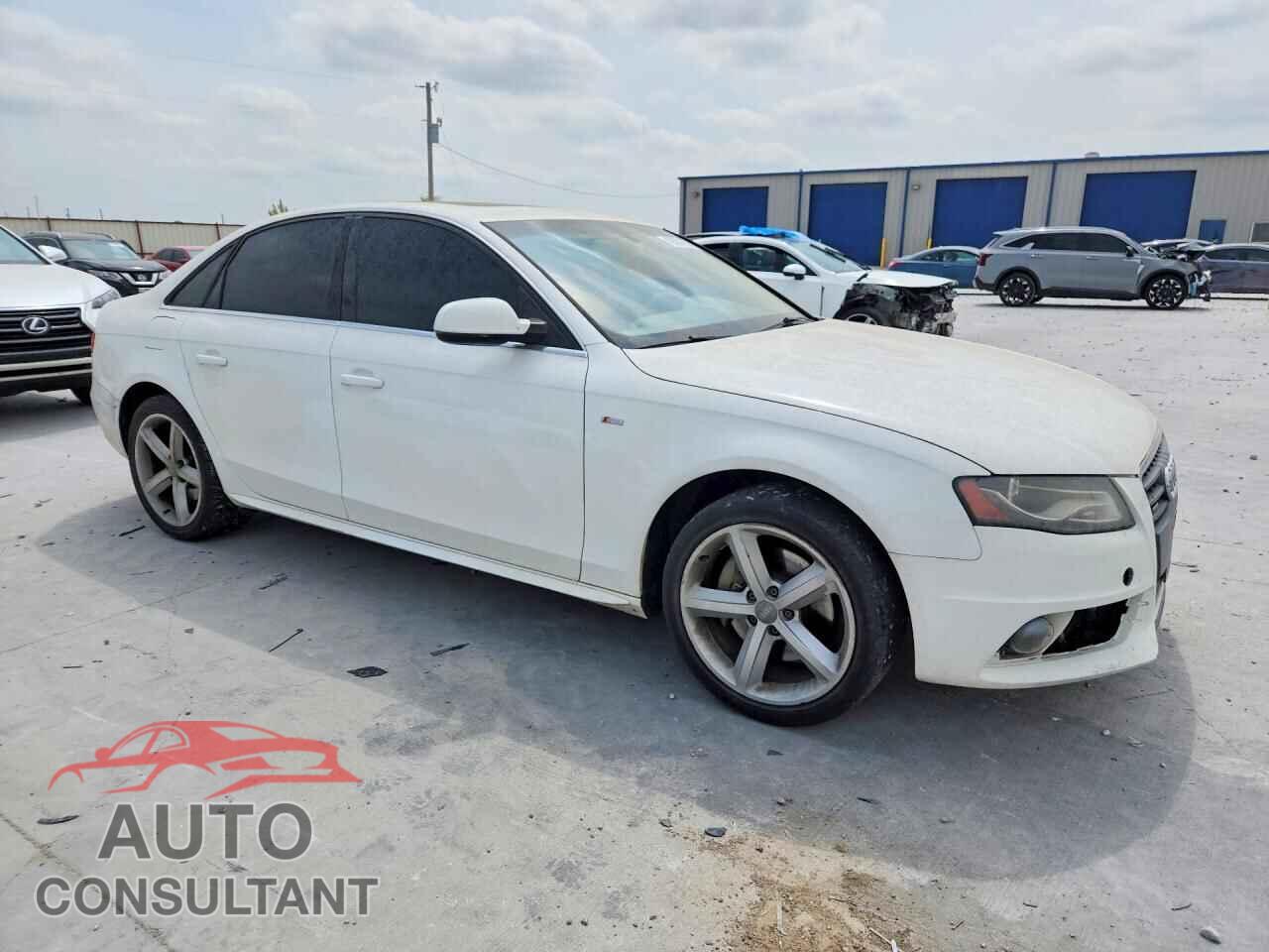 AUDI A4 2012 - WAUFFAFL9CN005525