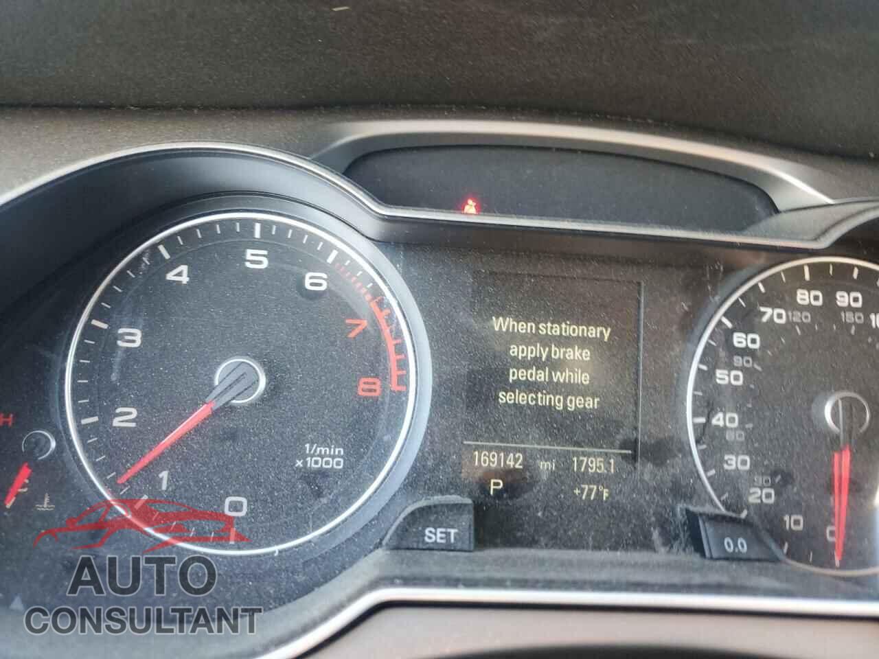 AUDI A4 2013 - WAUFFAFL1DN049035