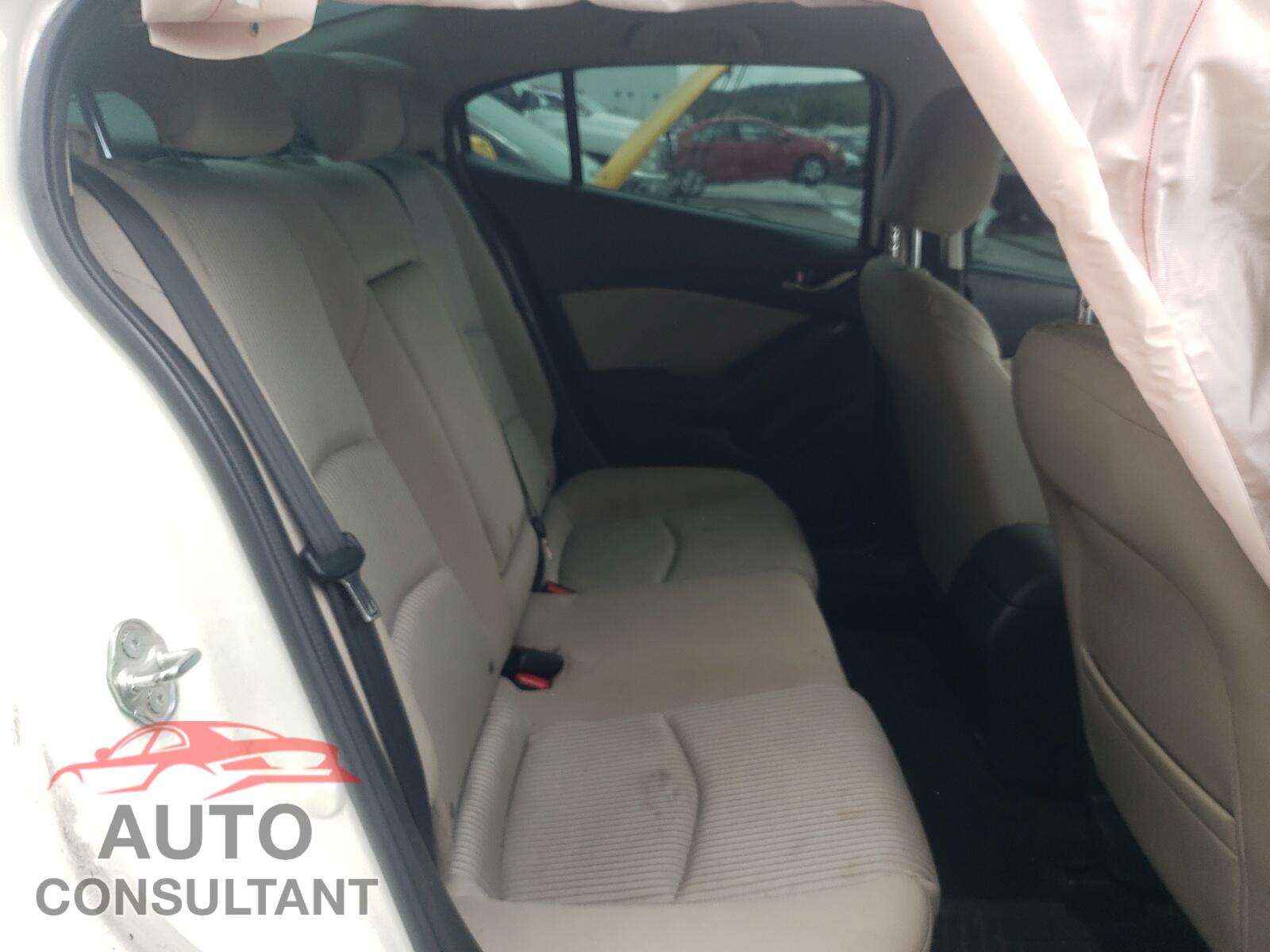 MAZDA 3 2016 - 3MZBM1V76GM250646