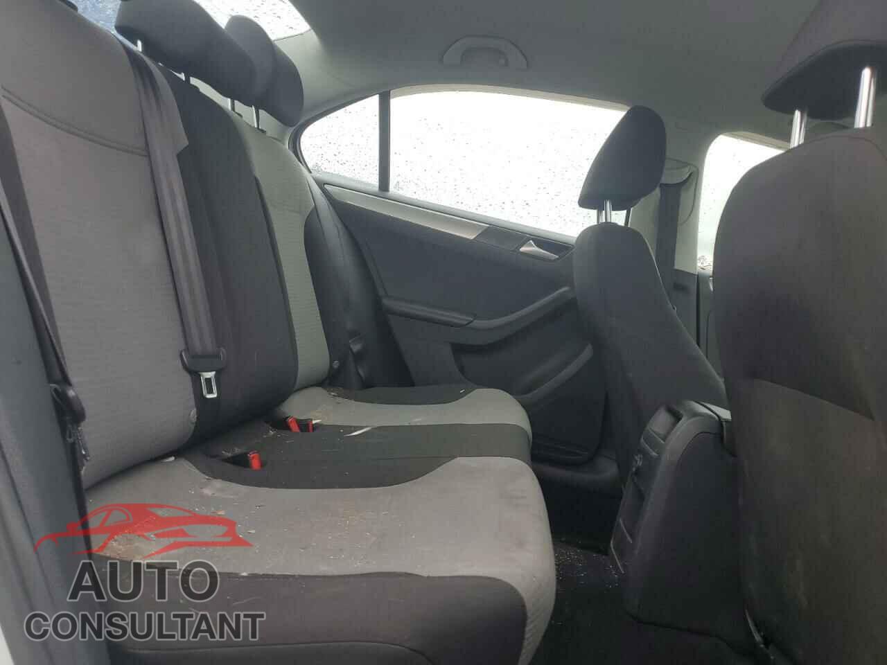 VOLKSWAGEN JETTA 2017 - 3VW2B7AJ2HM257055