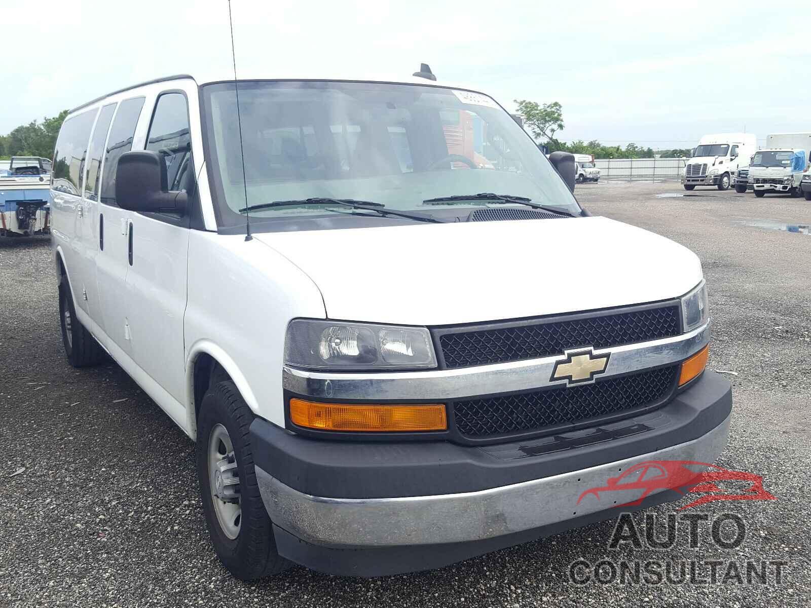 CHEVROLET EXPRESS 2017 - 1GAZGPFF5H1145458