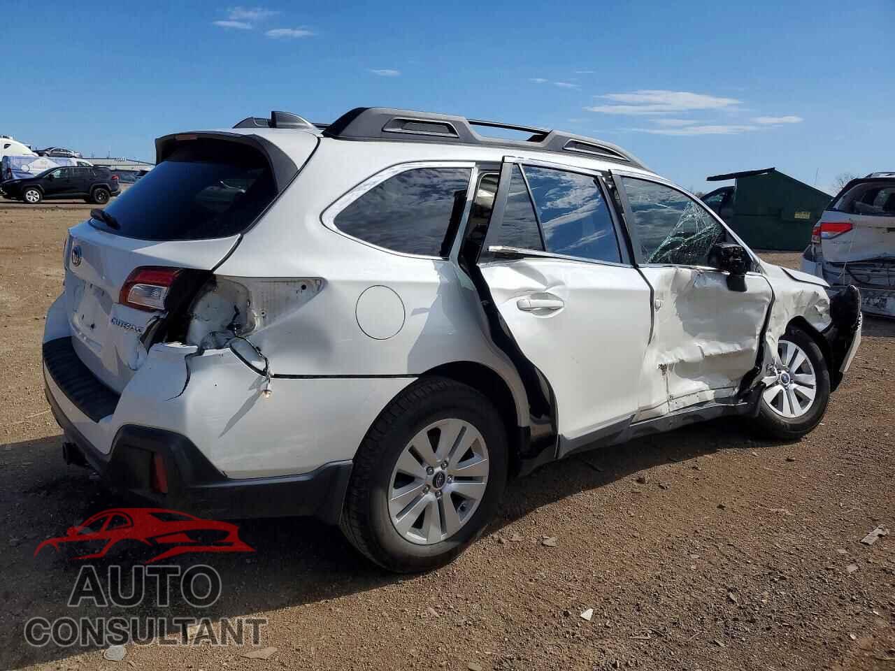 SUBARU OUTBACK 2018 - 4S4BSADCXJ3363625