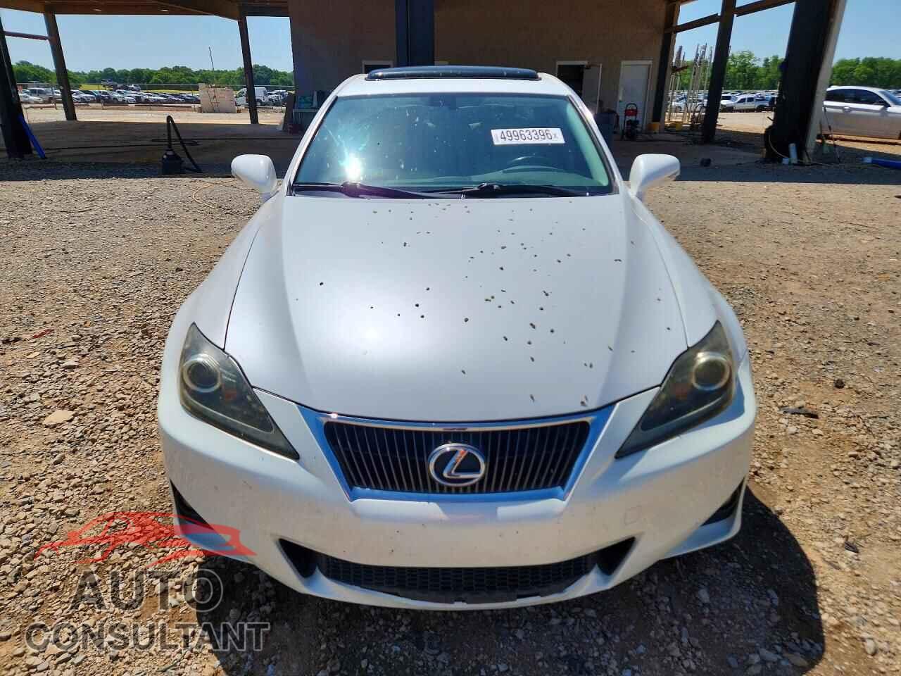 LEXUS IS 2012 - JTHCF5C27C5057792