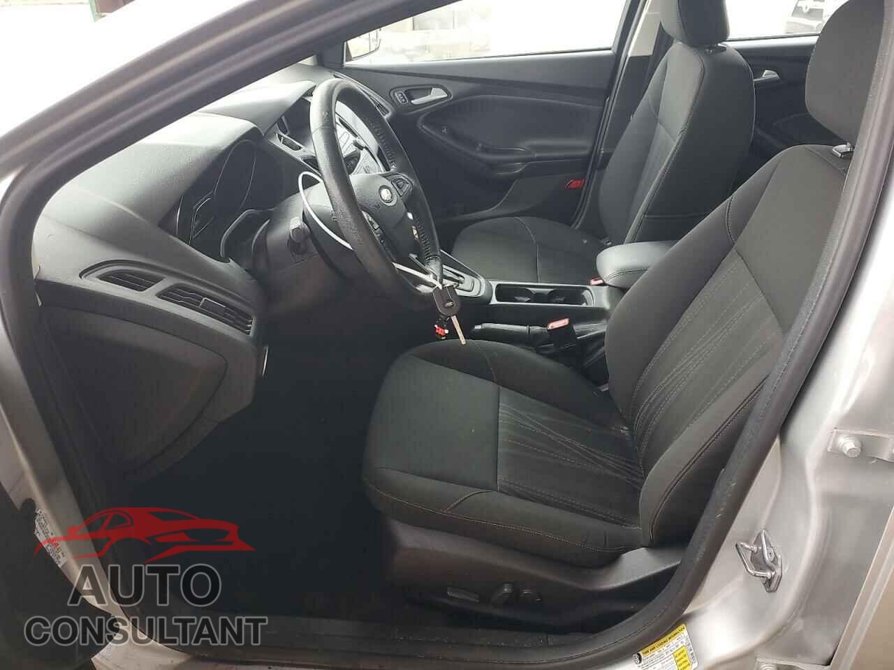 FORD FOCUS 2016 - 1FADP3F27GL229149
