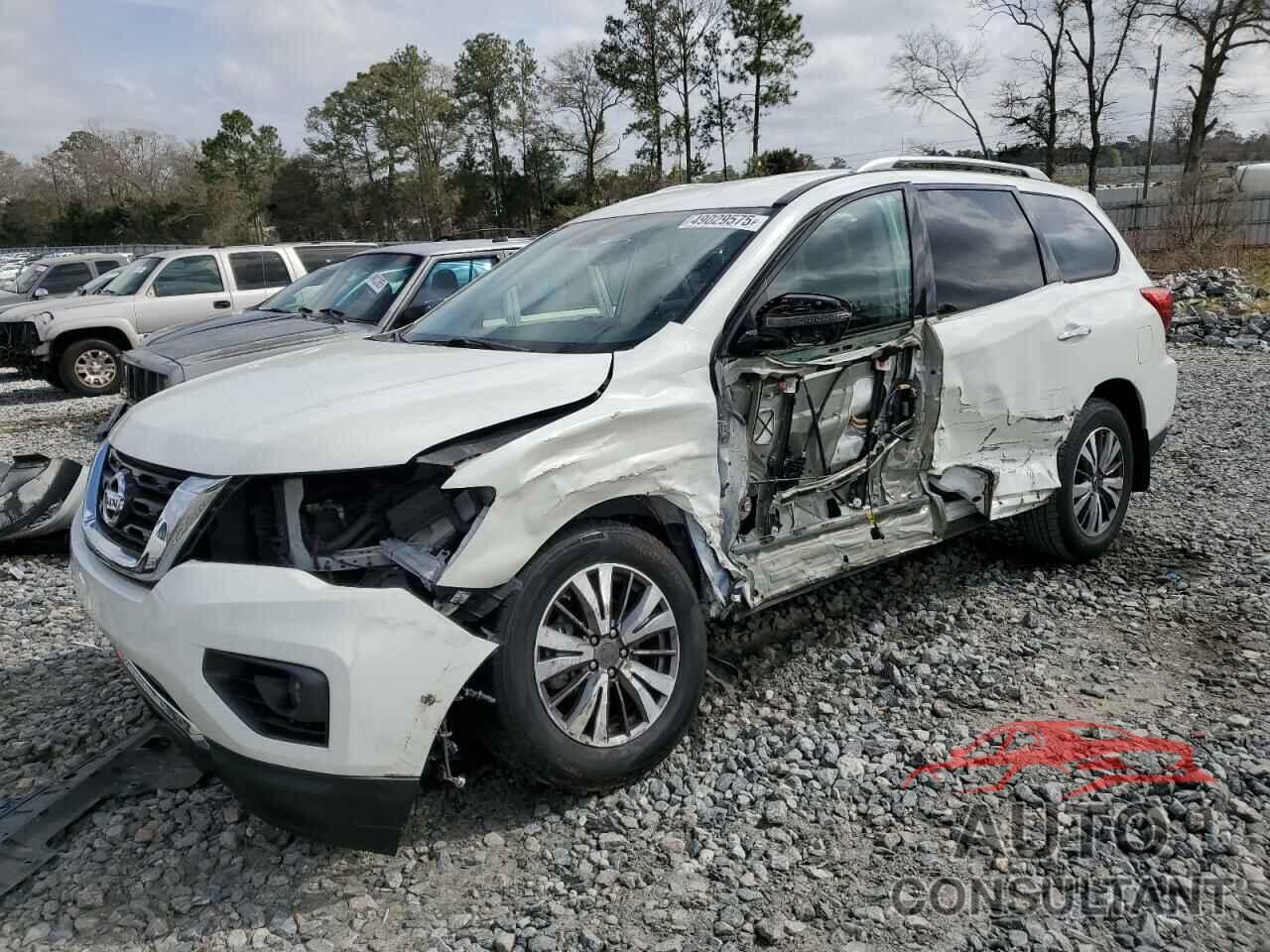 NISSAN PATHFINDER 2017 - 5N1DR2MM5HC639190