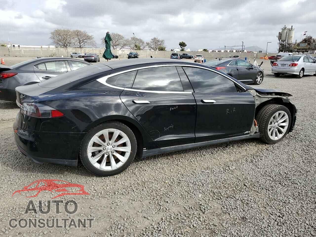 TESLA MODEL S 2016 - 5YJSA1E19GF131999