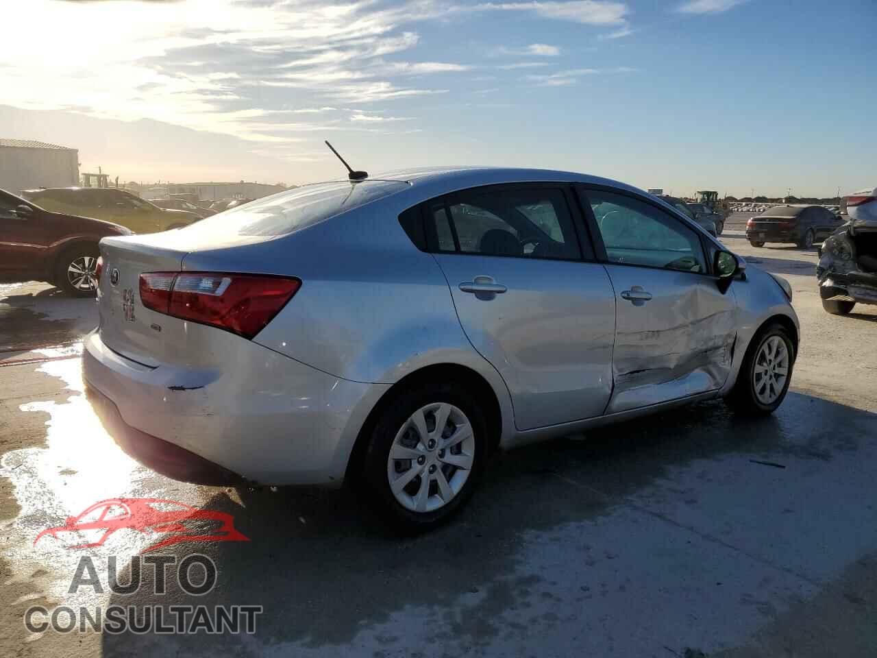 KIA RIO 2014 - KNADM4A31E6413732