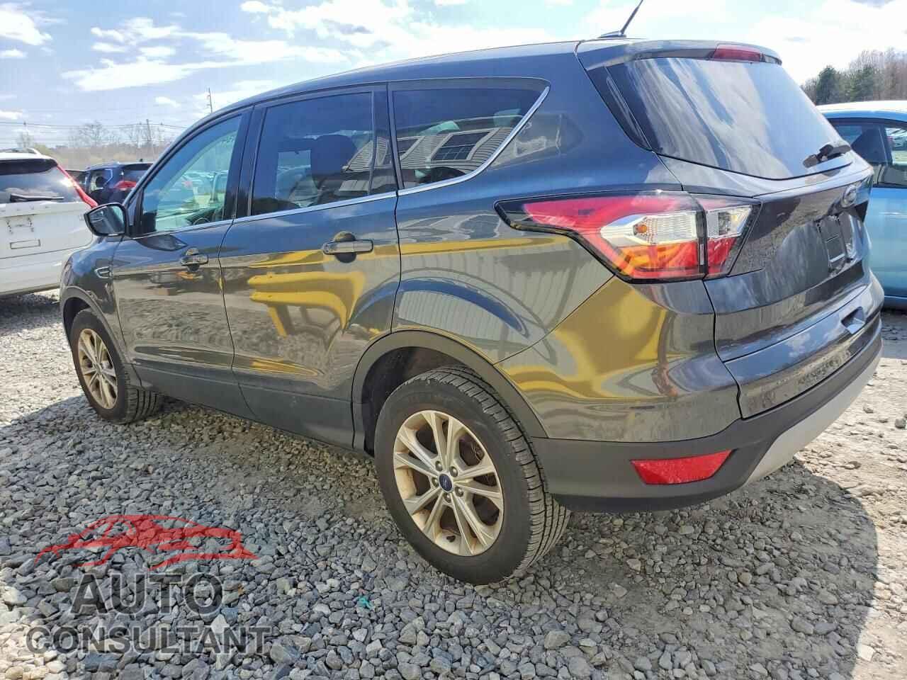 FORD ESCAPE 2017 - 1FMCU9GD1HUC71115