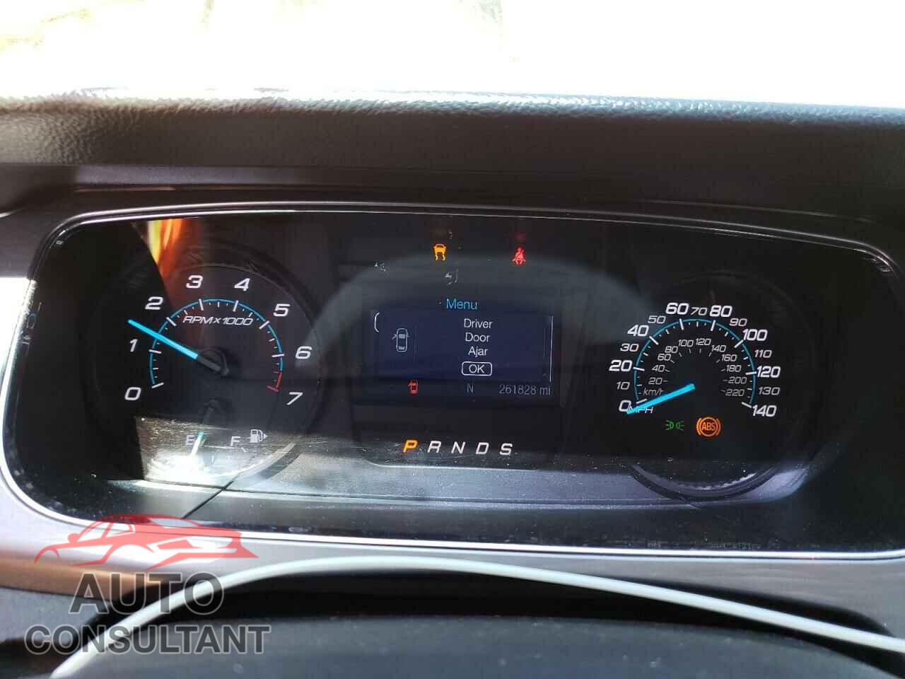 FORD TAURUS 2015 - 1FAHP2E80FG195077