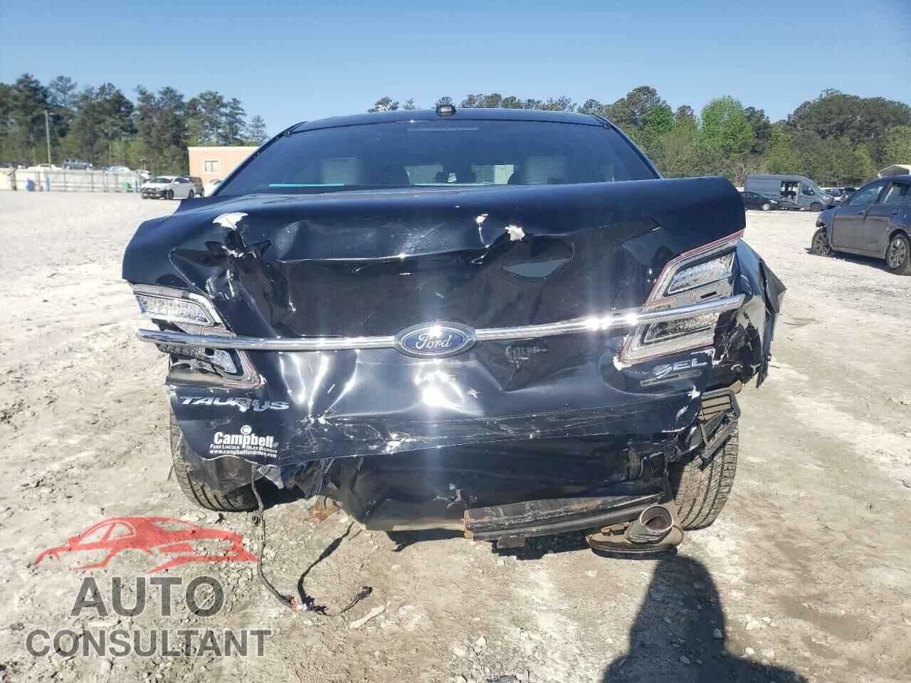 FORD TAURUS 2017 - 1FAHP2E88HG127712