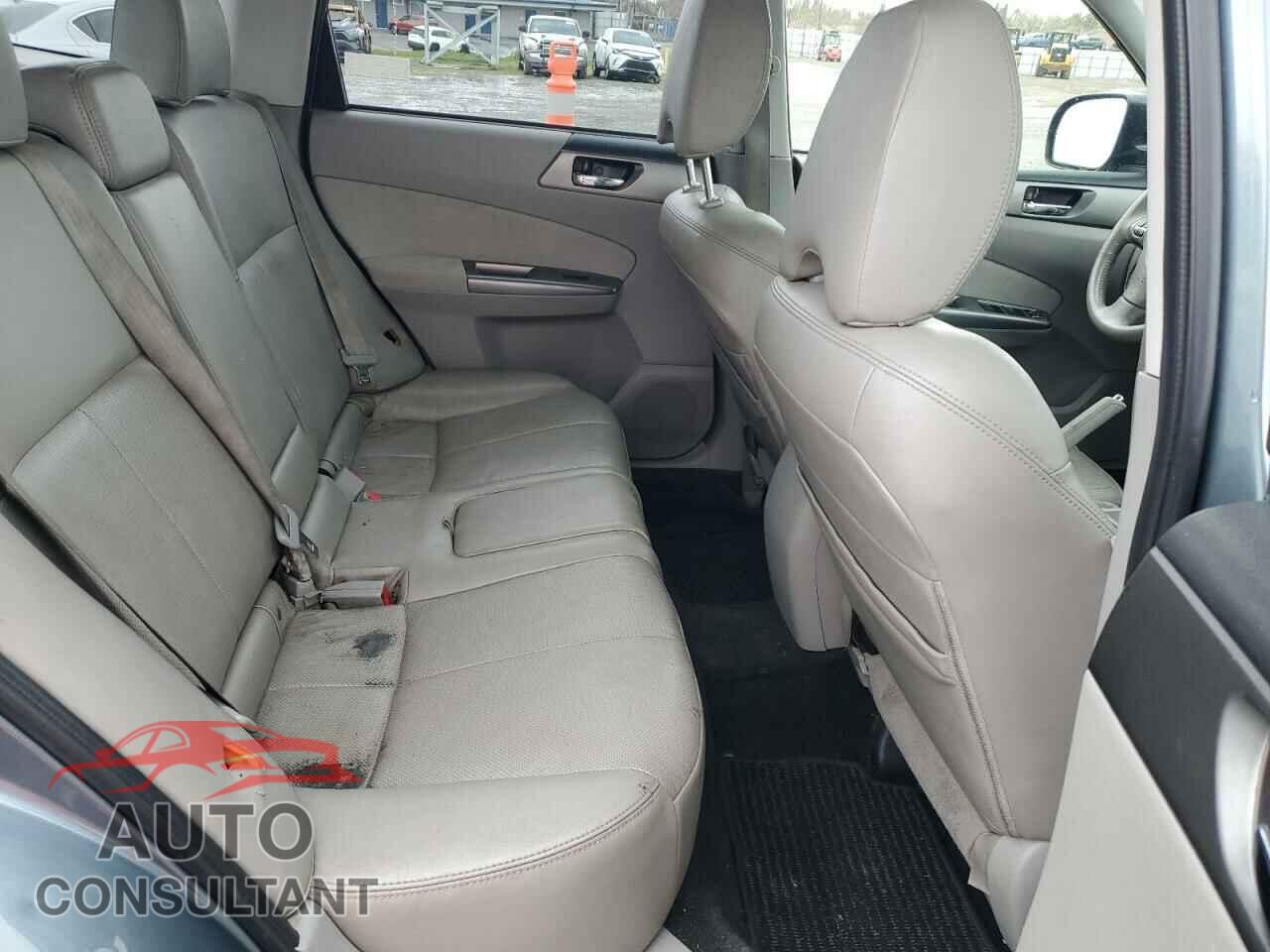 SUBARU FORESTER 2011 - JF2SHAEC8BH774481