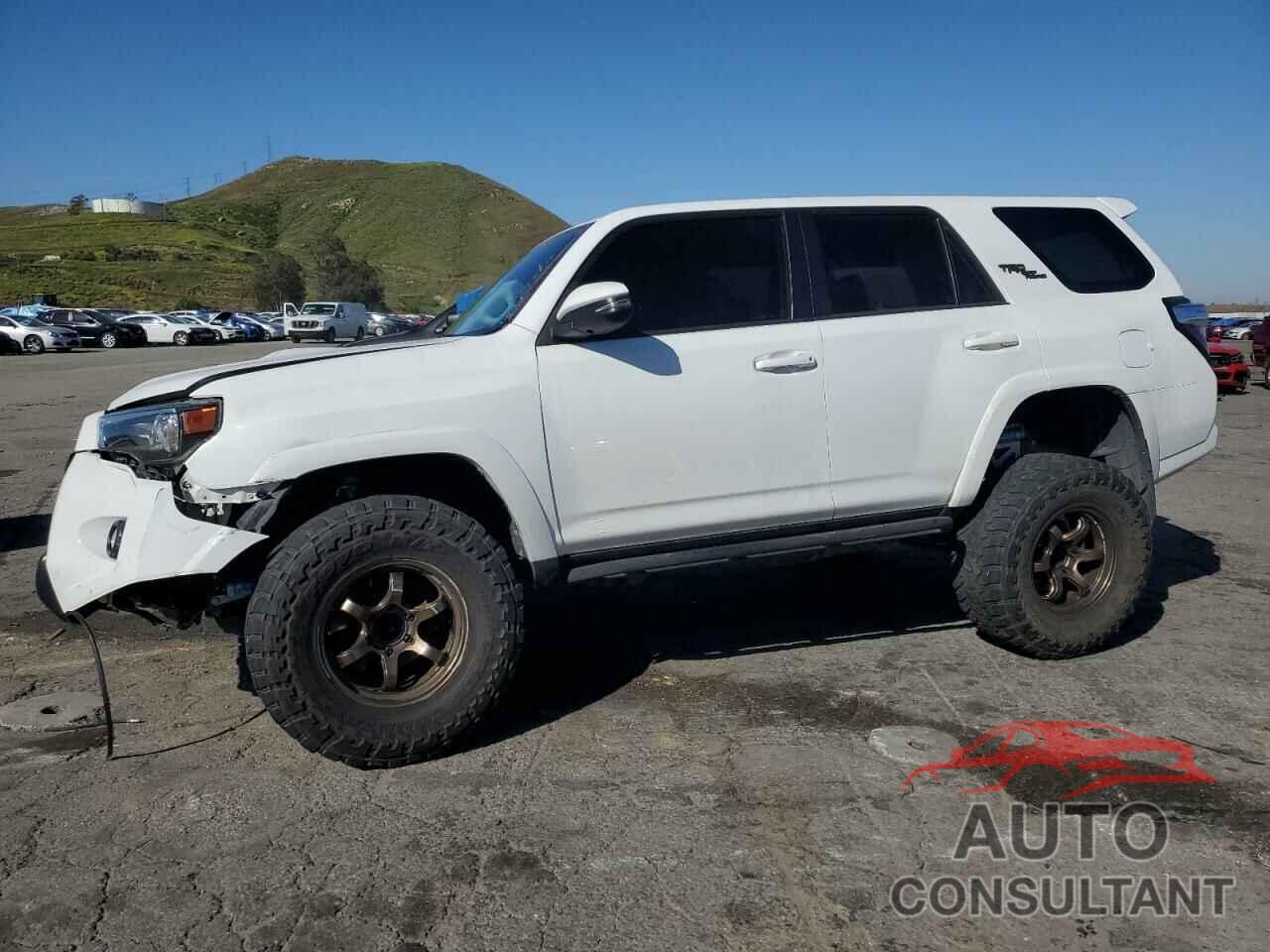 TOYOTA 4RUNNER 2020 - JTEBU5JR9L5820443