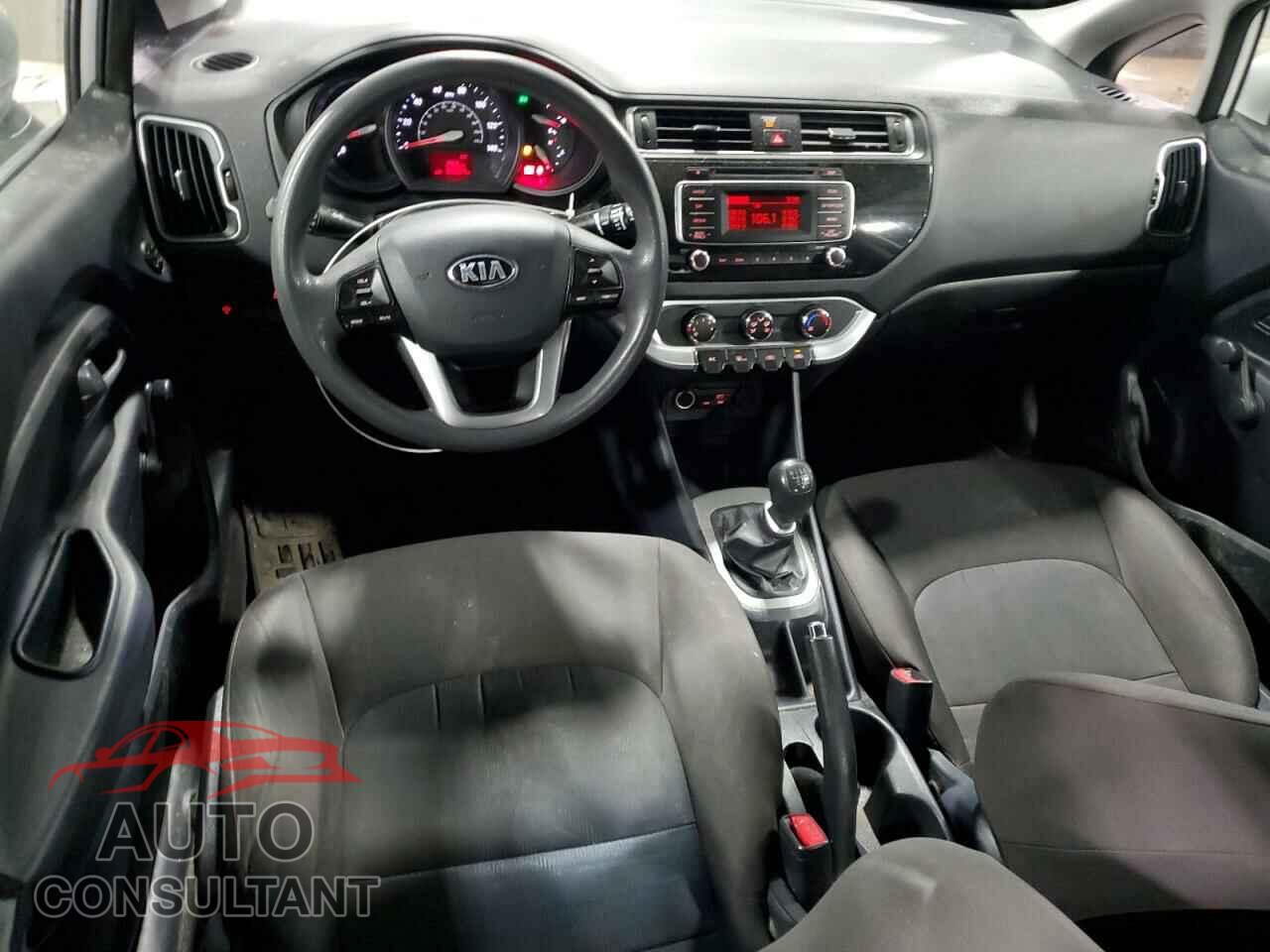 KIA RIO 2017 - KNADM4A39H6050858