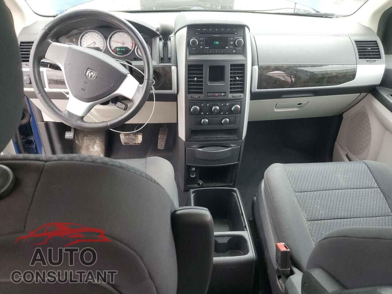 DODGE CARAVAN 2010 - 2D4RN5D13AR139347