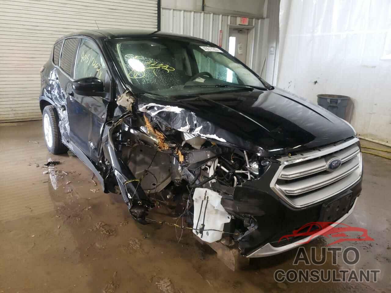 FORD ESCAPE 2017 - 1FMCU9GD3HUB72196