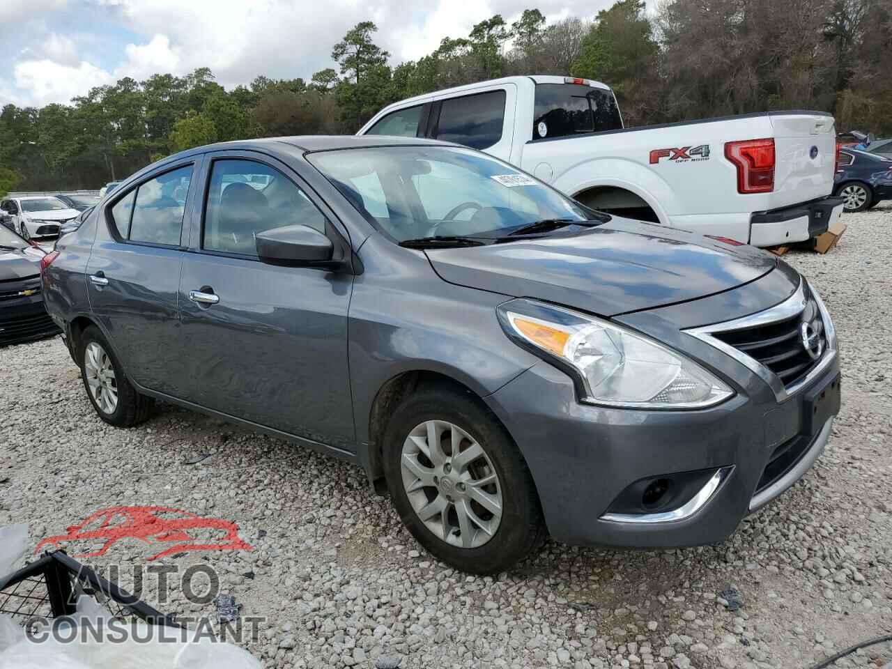 NISSAN VERSA 2017 - 3N1CN7AP2HL905733