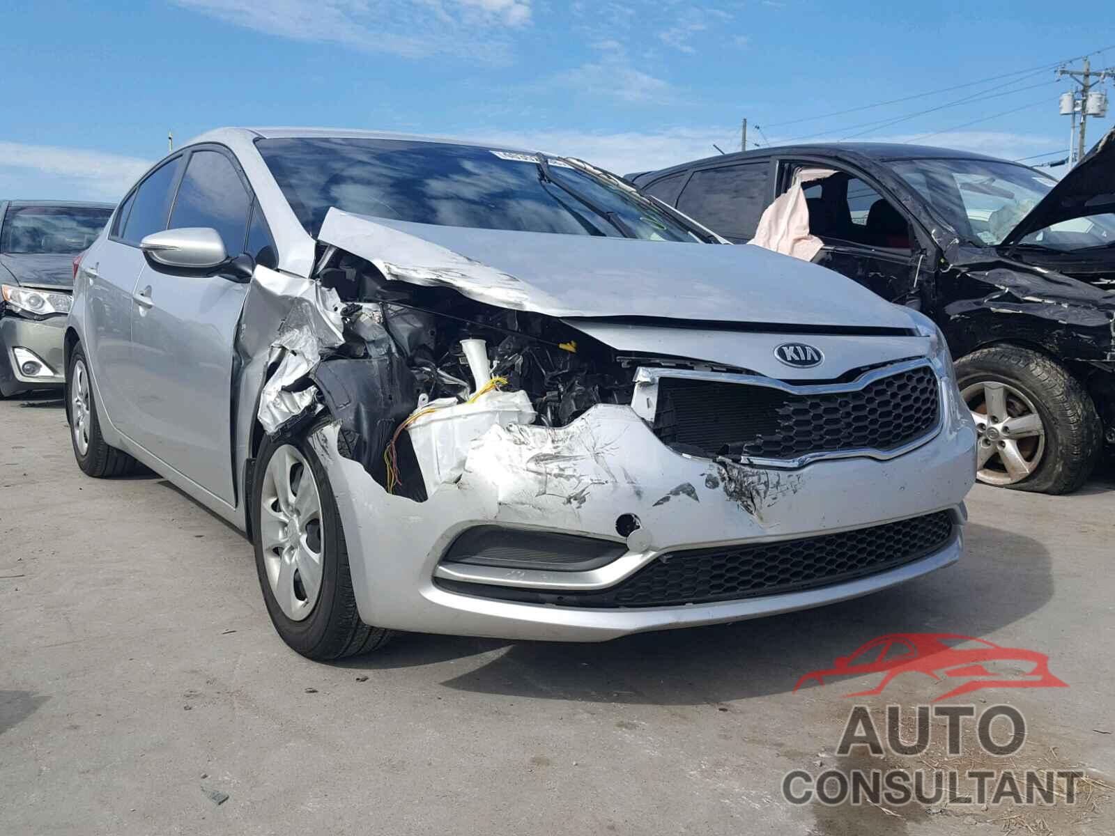 KIA FORTE 2015 - KNAFX4A68F5300569