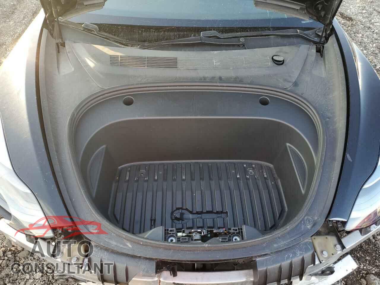 TESLA MODEL 3 2021 - 5YJ3E1EA2MF996303