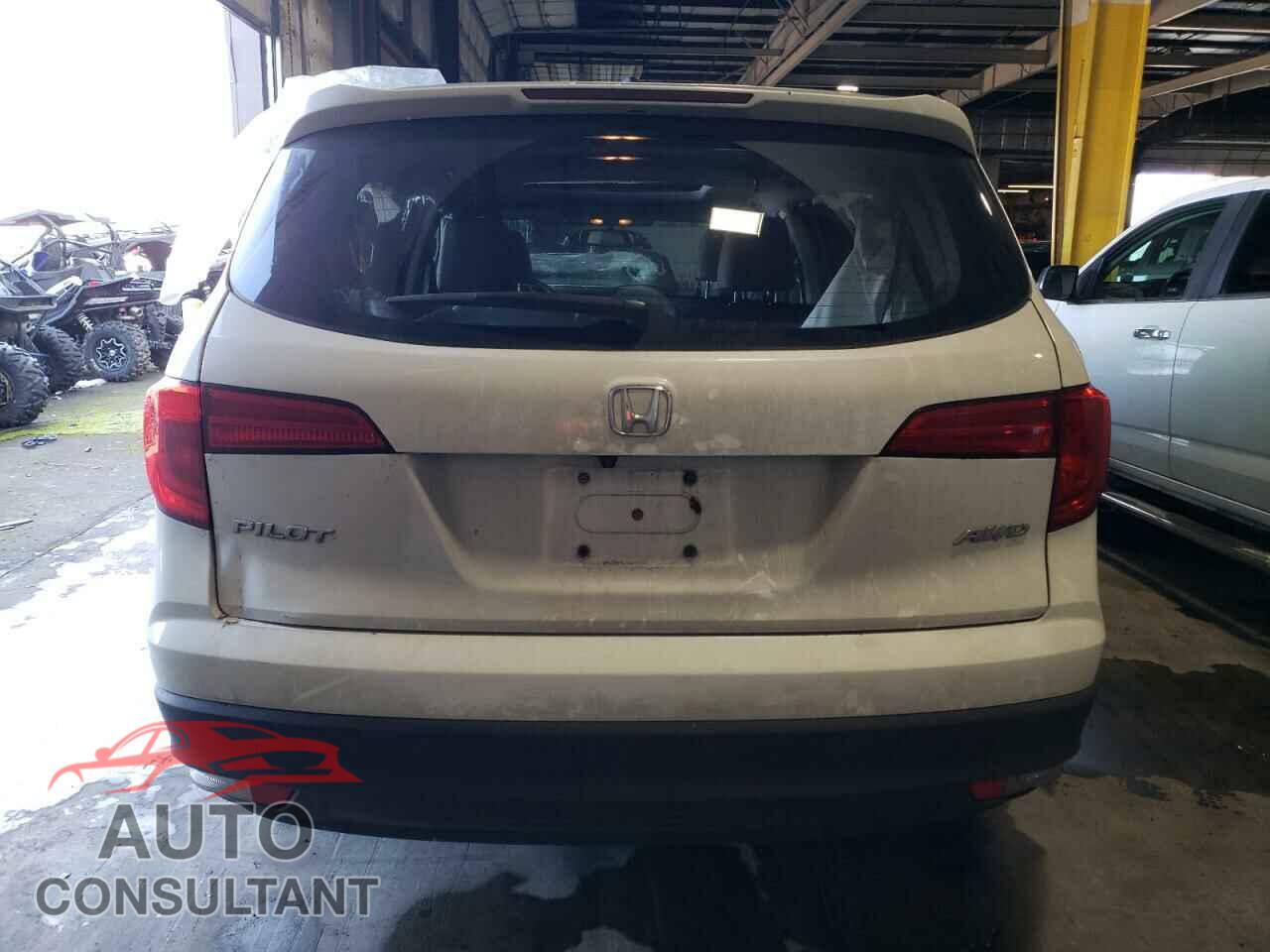 HONDA PILOT 2017 - 5FNYF6H53HB094389