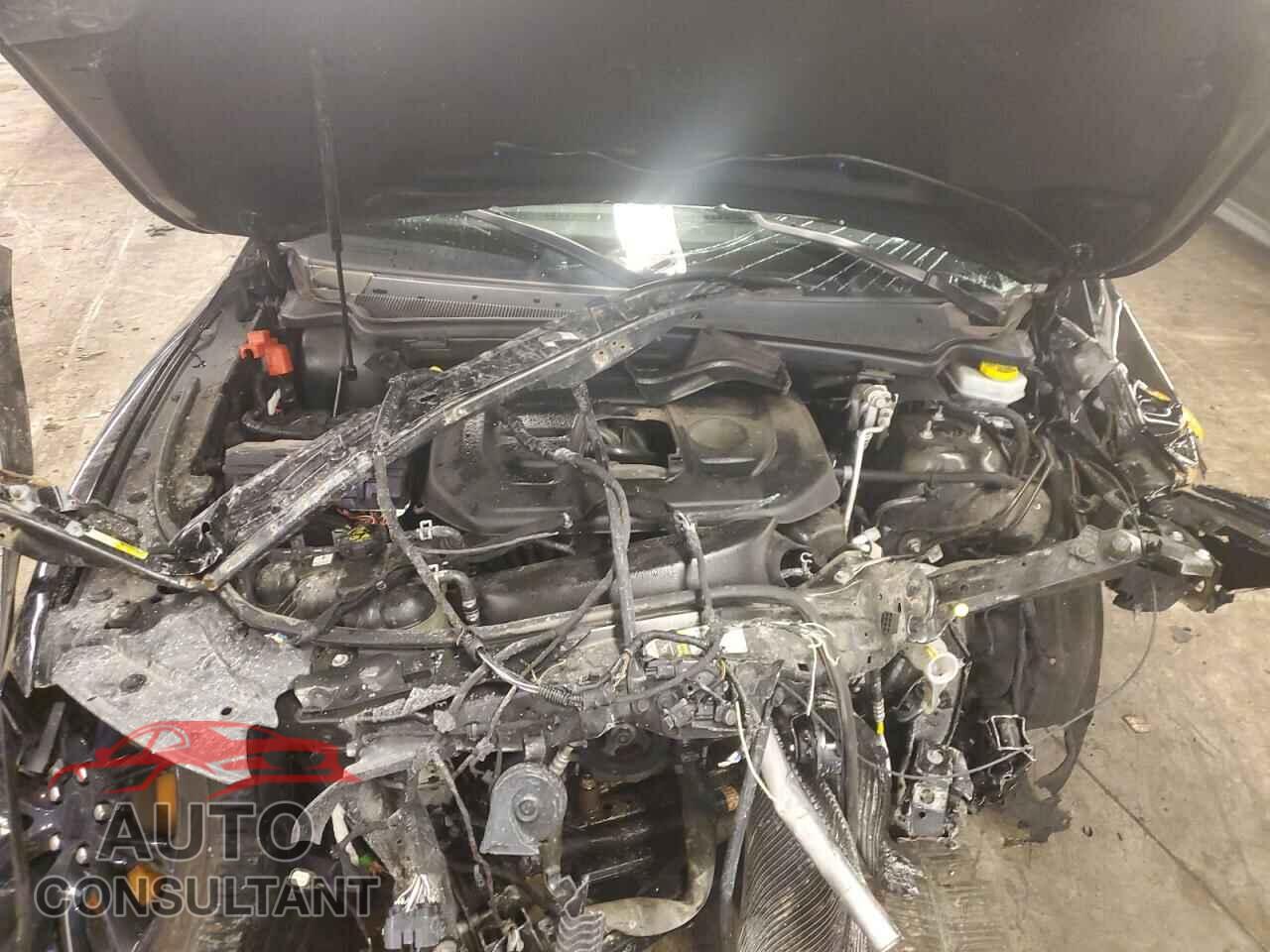 DODGE DURANGO 2018 - 1C4RDJAG2JC490311