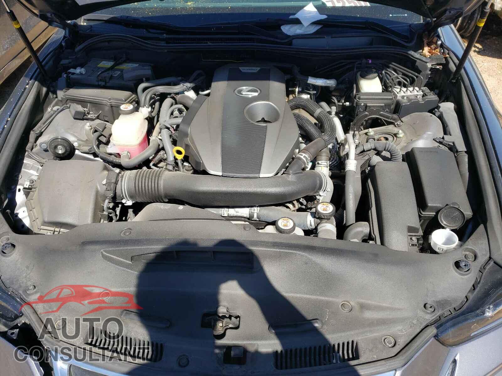 LEXUS IS 2017 - JTHBA1D20H5046366