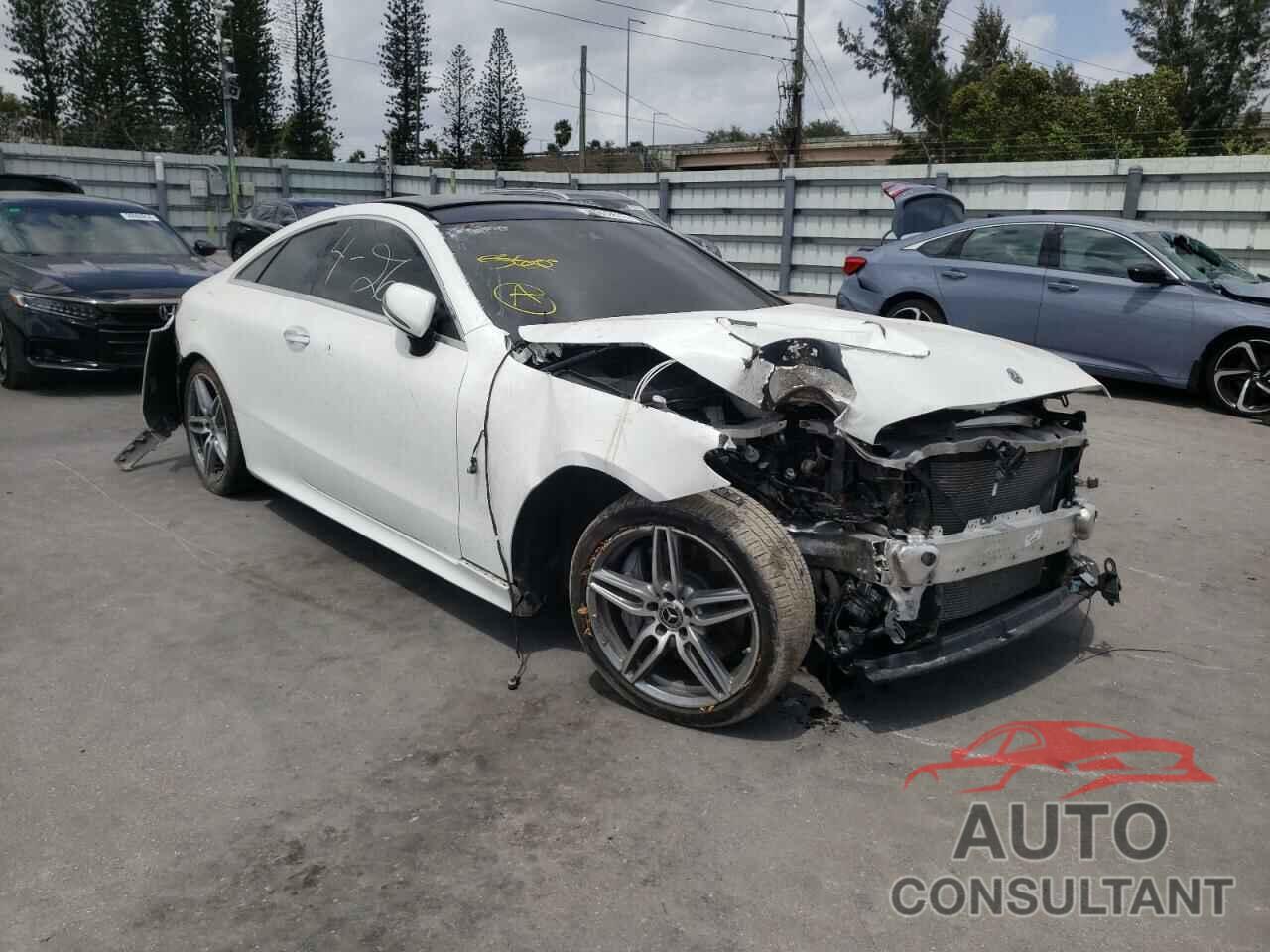 MERCEDES-BENZ E-CLASS 2018 - WDD1J6FB7JF018304