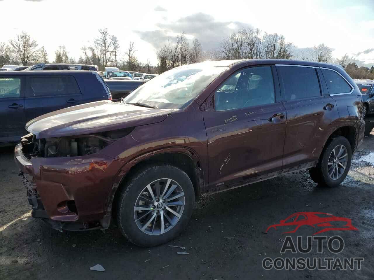 TOYOTA HIGHLANDER 2019 - 5TDJGRFH9KS062630