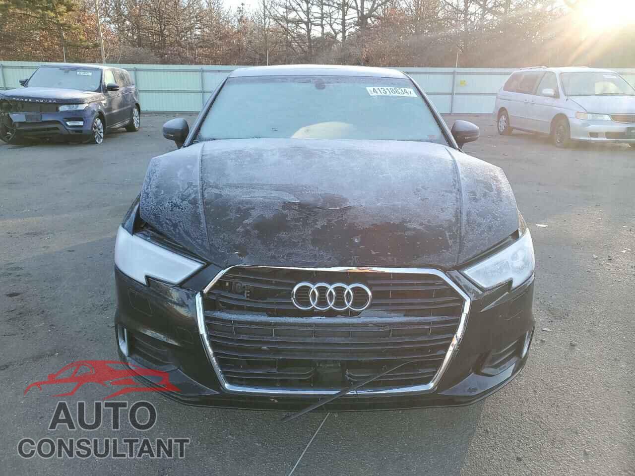 AUDI A3 2018 - WAUB8GFF4J1094897