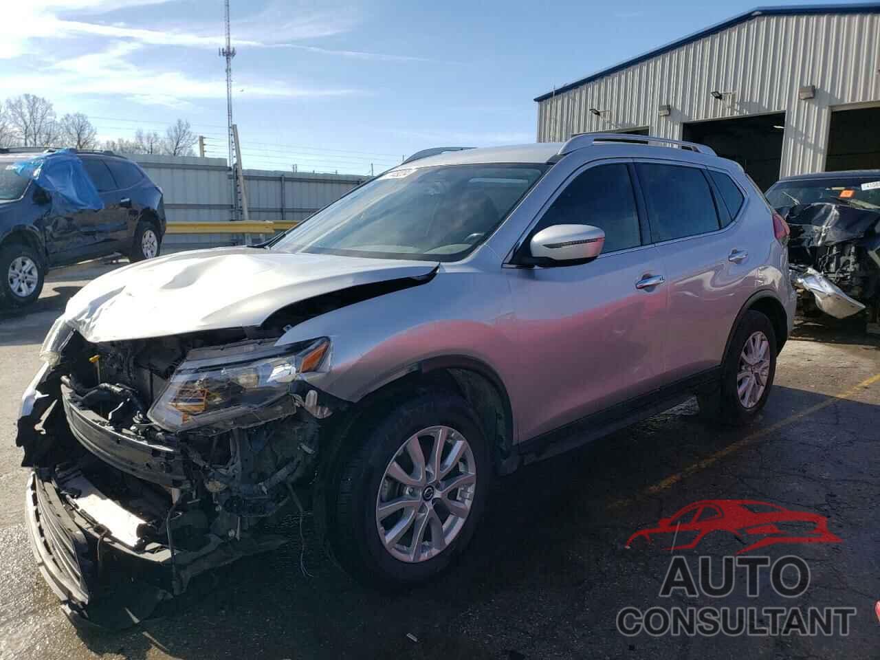 NISSAN ROGUE 2017 - JN8AT2MTXHW136001