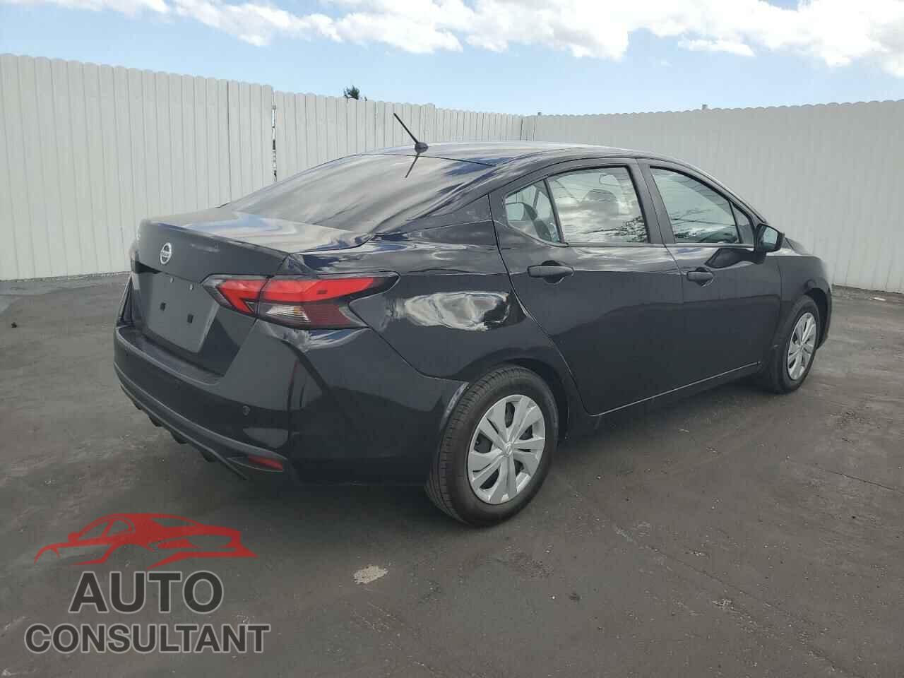 NISSAN VERSA 2021 - 3N1CN8DV2ML911400