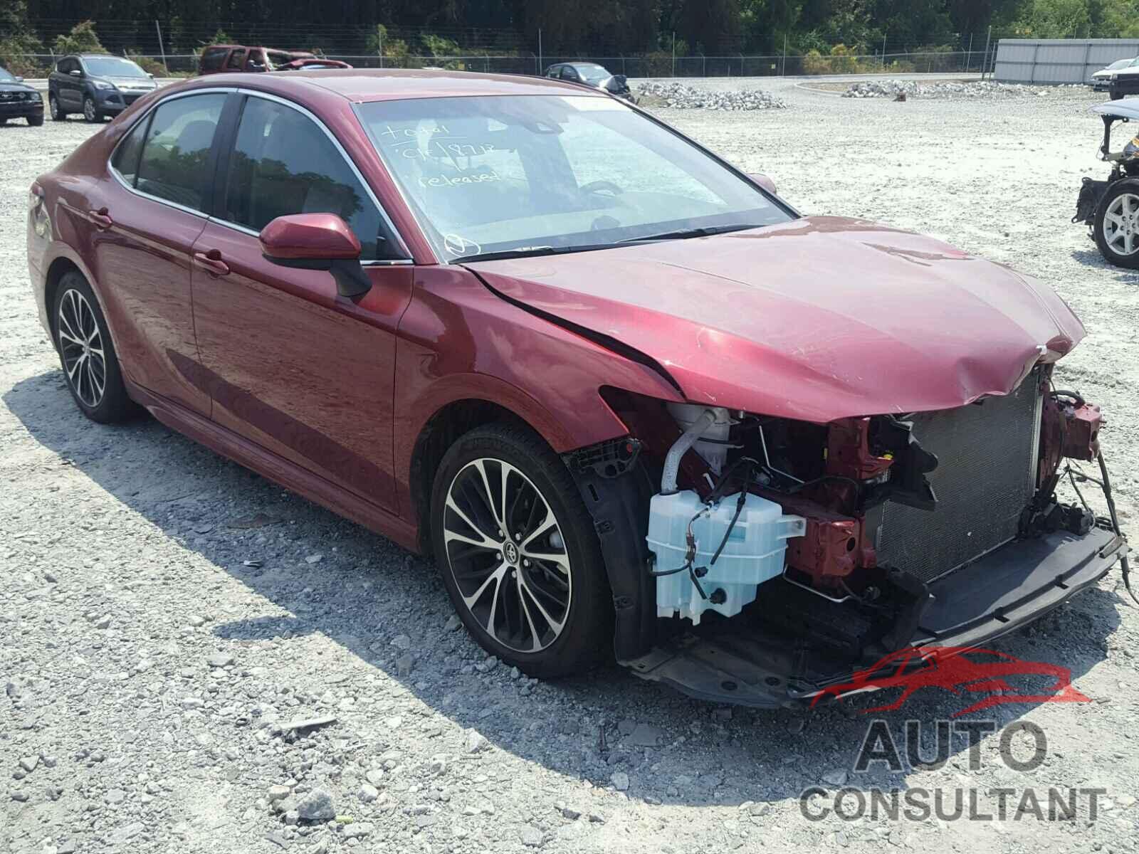 TOYOTA CAMRY 2018 - 4T1B11HK7JU523488