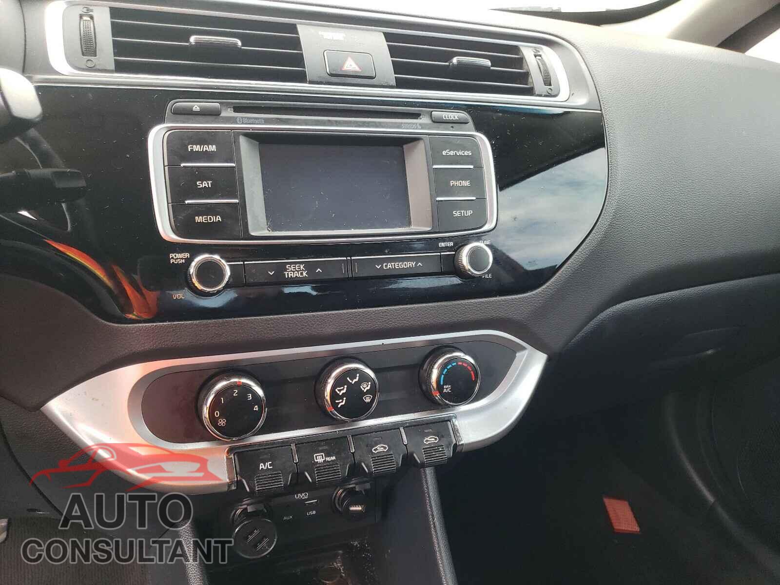 KIA RIO 2017 - KNADN4A30H6058148