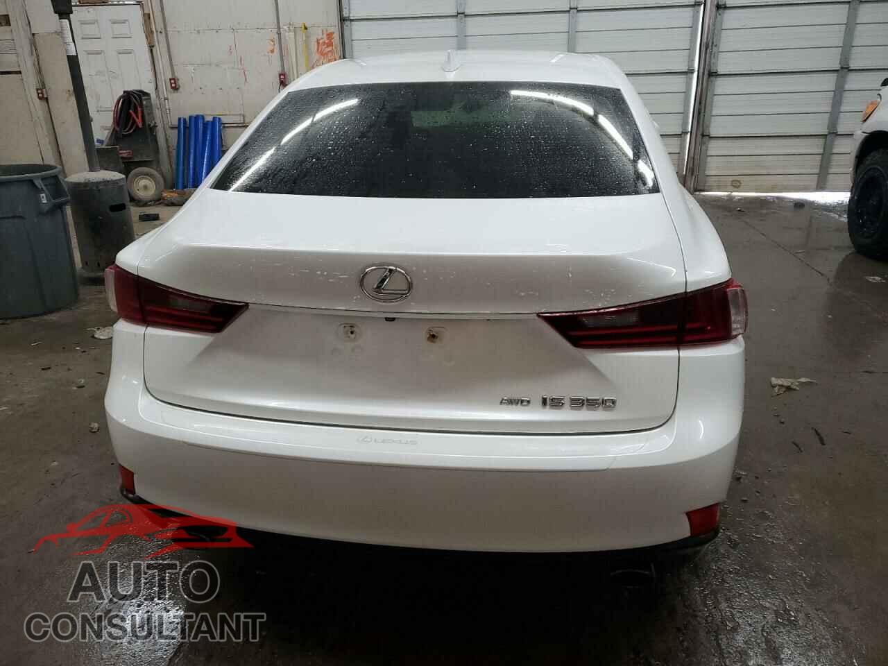 LEXUS IS 2014 - JTHCE1D22E5004592