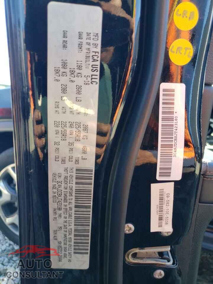 JEEP COMPASS 2018 - 3C4NJDCBXJT423180