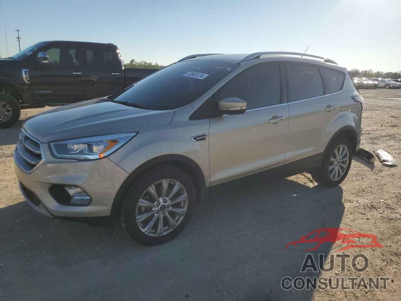 FORD ESCAPE 2017 - 1FMCU9J92HUE57489