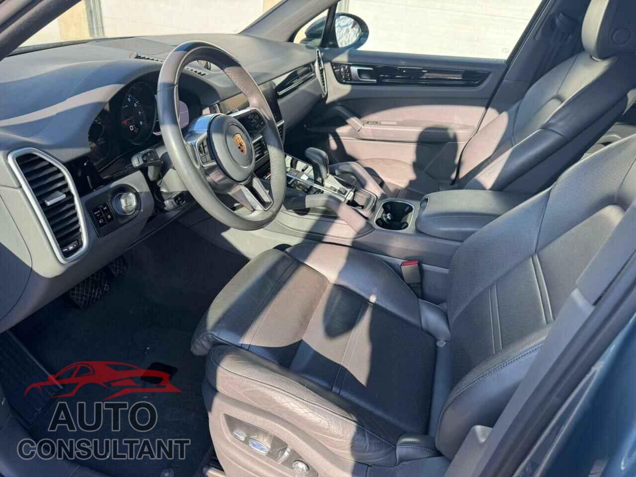 PORSCHE CAYENNE 2019 - WP1AA2AYXKDA13740