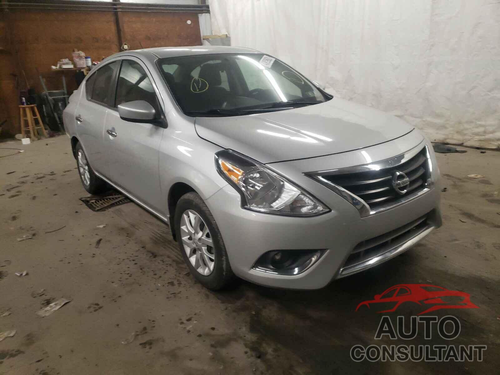 NISSAN VERSA 2018 - 3N1CN7AP0JL803594