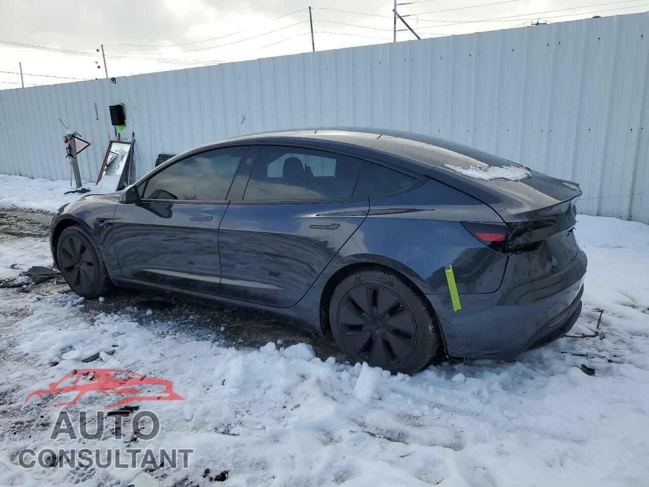 TESLA MODEL 3 2024 - 5YJ3E1EB2RF769628