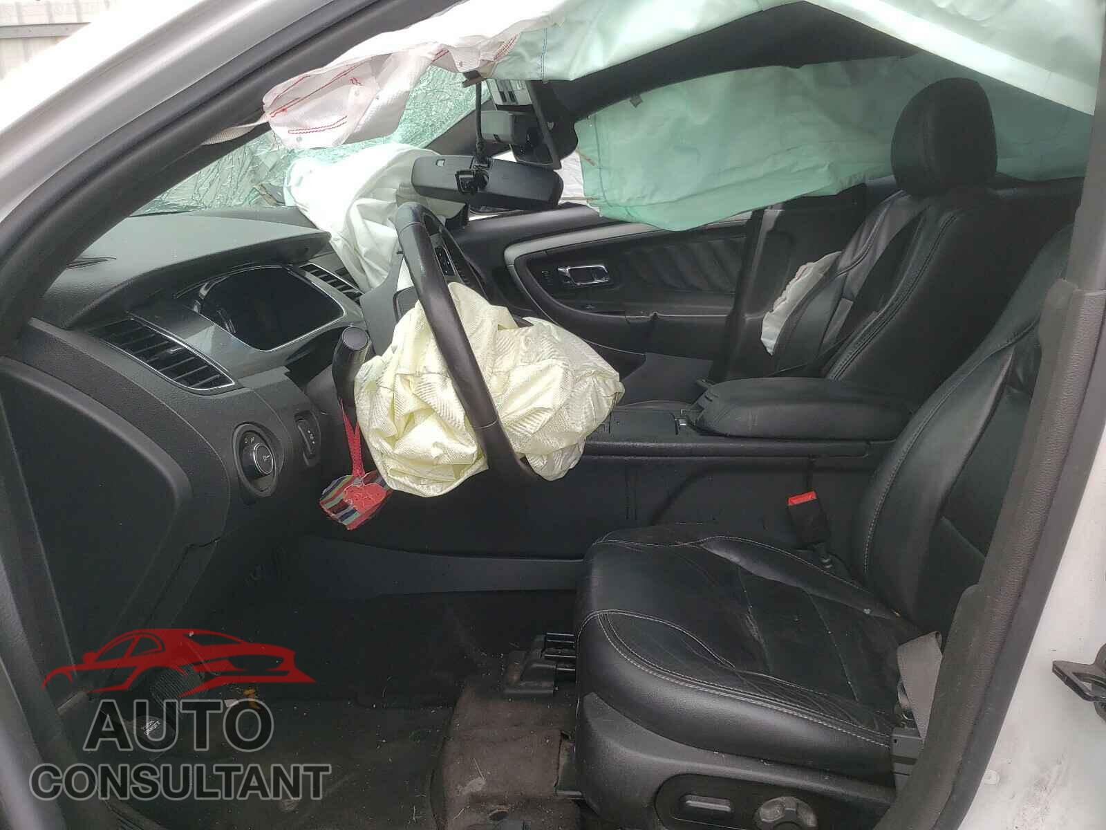 FORD TAURUS 2017 - 1FAHP2E87HG137230