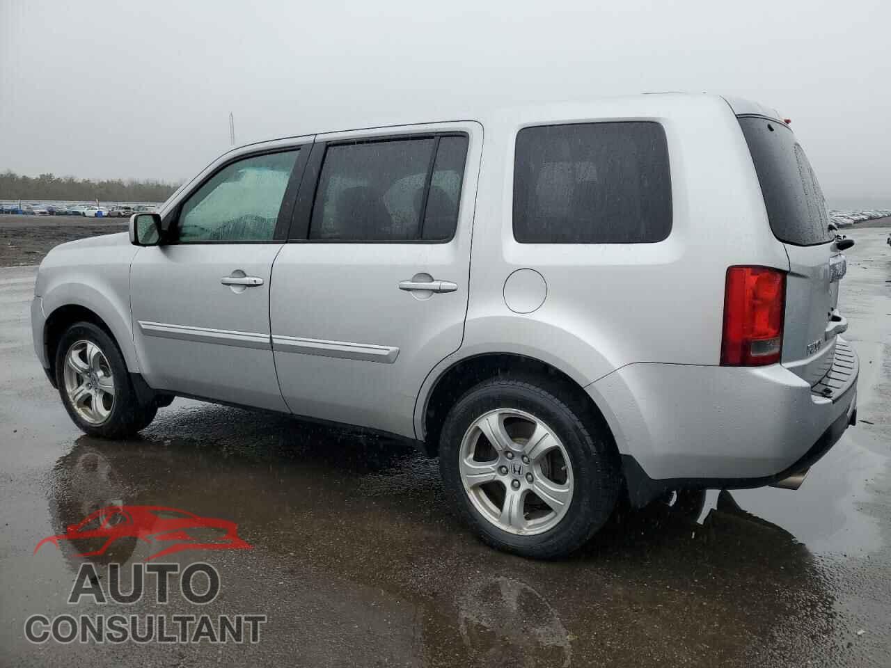 HONDA PILOT 2013 - 5FNYF4H53DB039228