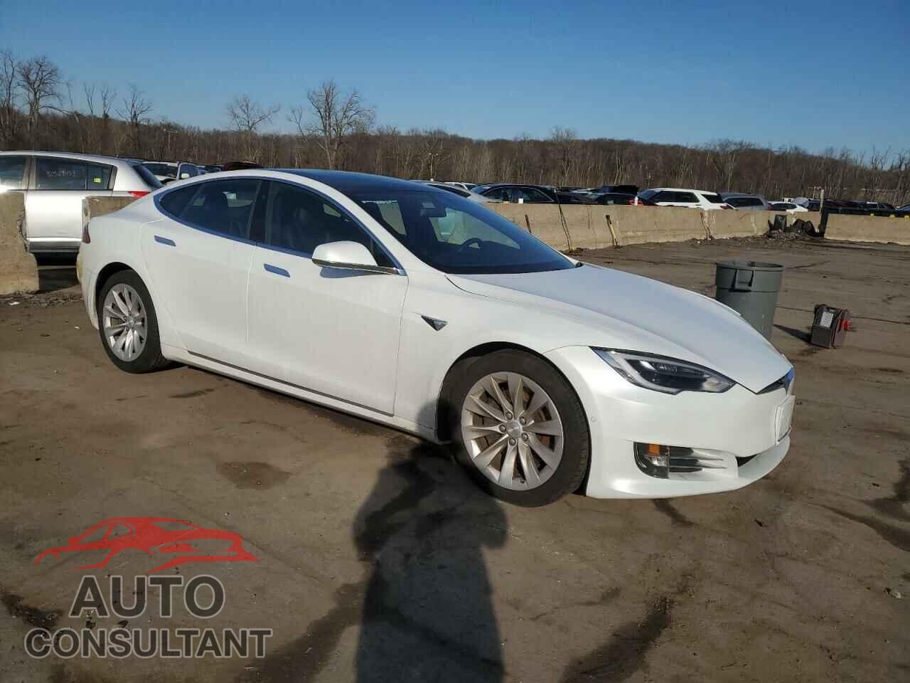 TESLA MODEL S 2018 - 5YJSA1E2XJF285671
