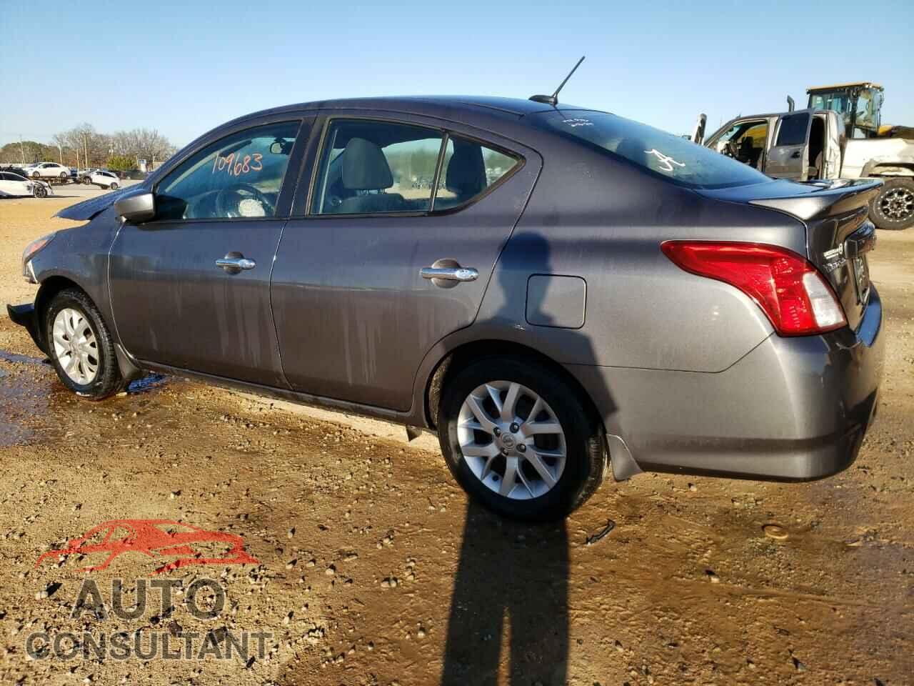 NISSAN VERSA 2017 - 3N1CN7AP3HL891356