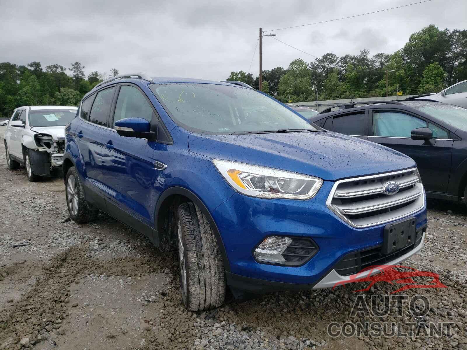 FORD ESCAPE 2017 - 1FMCU9J9XHUE88117