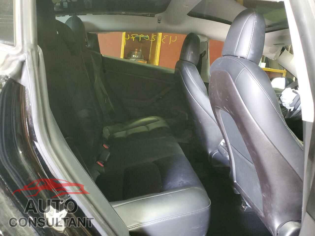 TESLA MODEL 3 2020 - 5YJ3E1EB4LF746617
