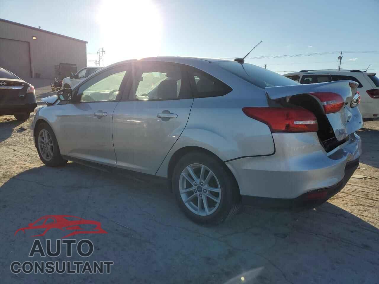 FORD FOCUS 2017 - 1FADP3F28HL315412