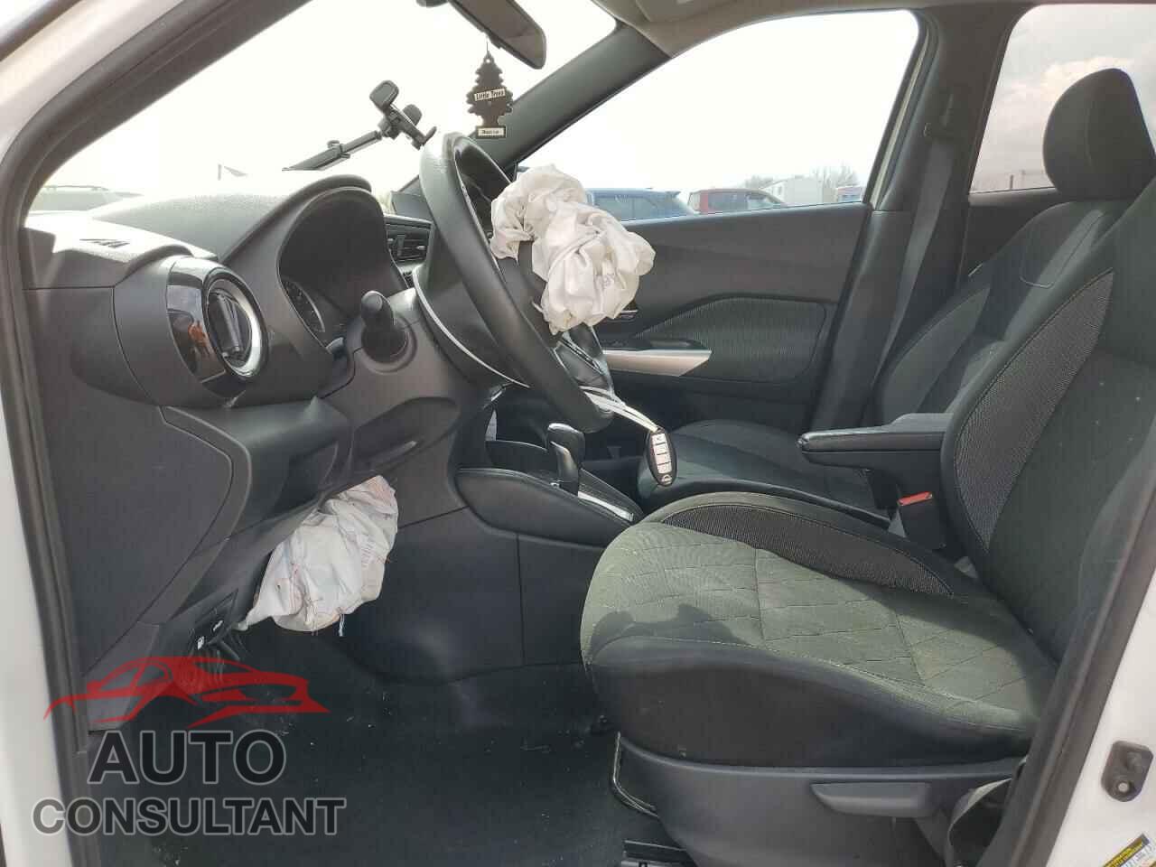 NISSAN KICKS 2020 - 3N1CP5CV7LL569175