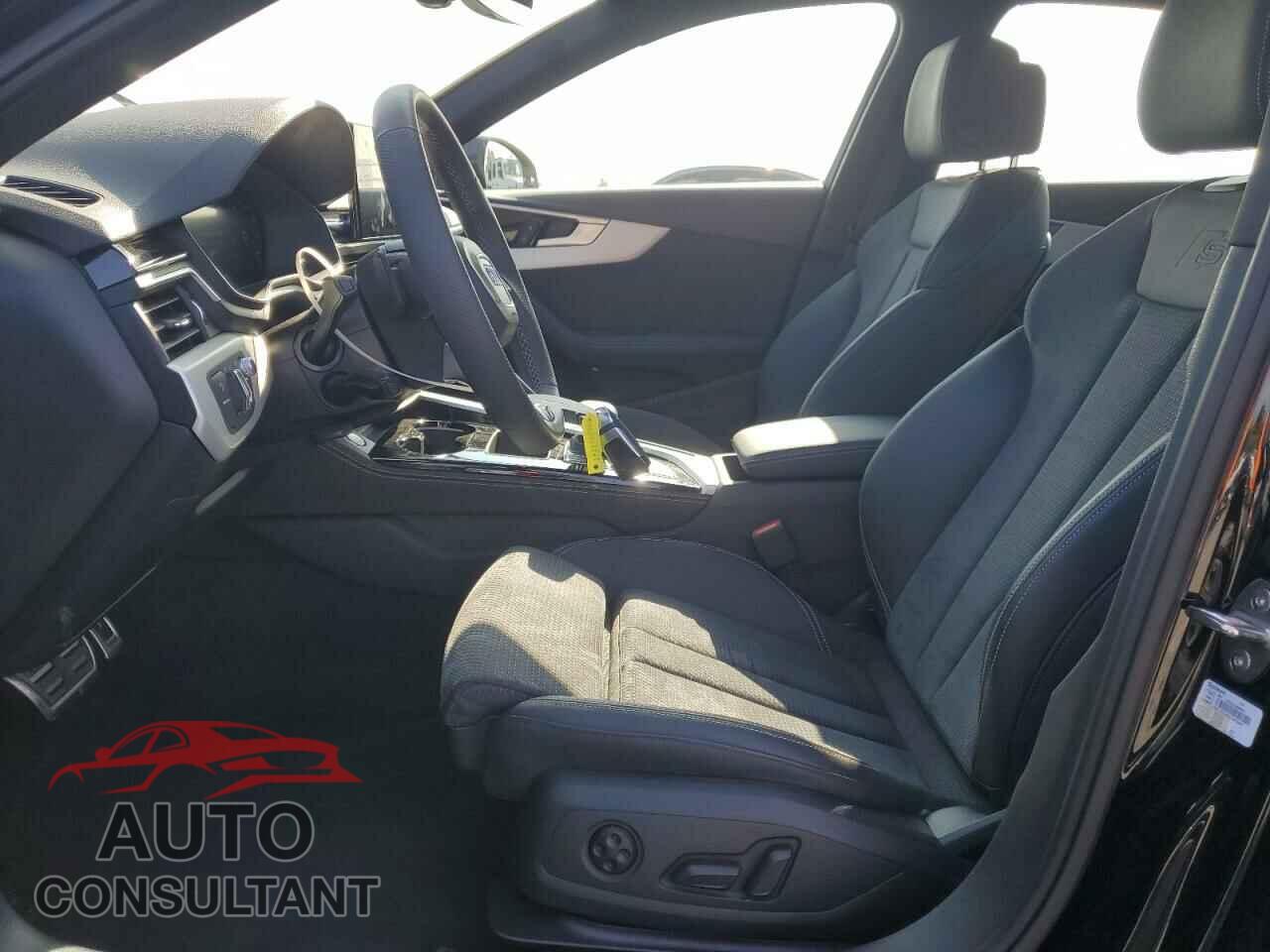 AUDI A4 2024 - WAUFAAF49RN006853