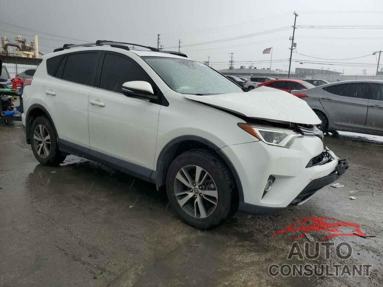 TOYOTA RAV4 2017 - JTMWFREVXHD102122